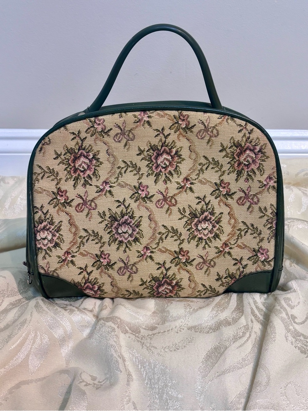 Floral Carpet Tapestry Top-Handle Bag in Cream and Green